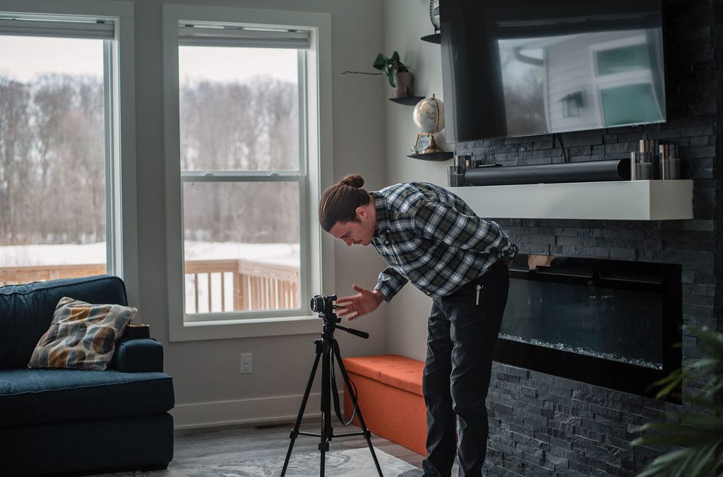 Photography in Business Social Media: Professional vs. Amateur Photos, Pt 2